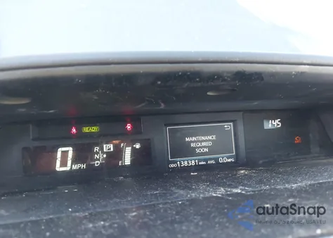 2017 Toyota Prius V Three z USA, uszkodzony, nr VIN JTDZN3EU2HJ057604